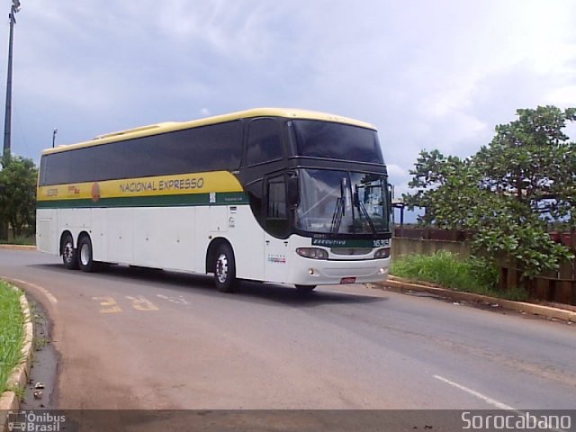 Nacional Expresso 16313 na cidade de Brasília, Distrito Federal, Brasil, por Elias  Junior. Número da foto: #2855327.