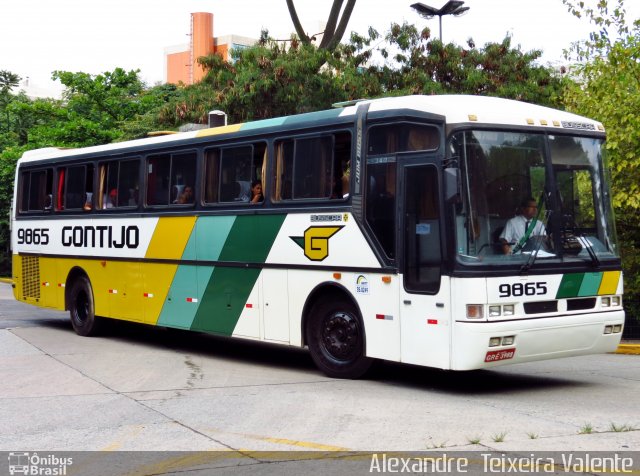 Empresa Gontijo de Transportes 9865 na cidade de São Paulo, São Paulo, Brasil, por Alexandre  Teixeira Valente. Número da foto: #2855826.