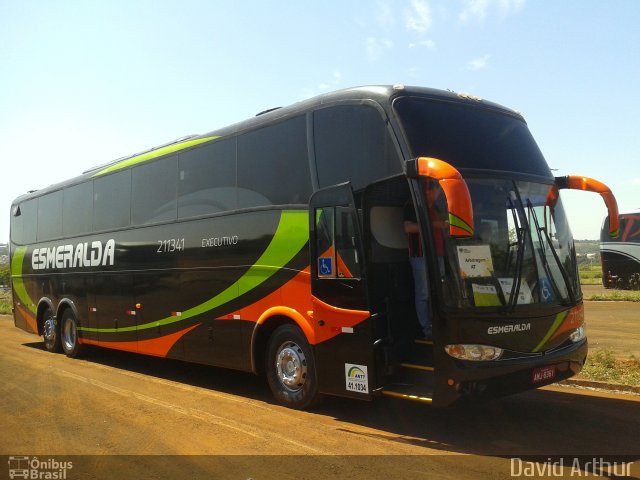 Viação Esmeralda Transportes 211341 na cidade de Londrina, Paraná, Brasil, por David Arthur. ID da foto: 2860847.