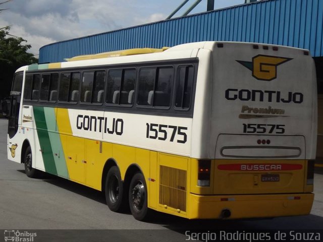 Empresa Gontijo de Transportes 15575 na cidade de Resende, Rio de Janeiro, Brasil, por Sergio Rodrigues de Souza. ID da foto: 2862379.