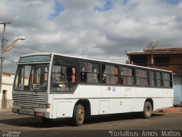 Ônibus Particulares 0222 na cidade de Jucás, Ceará, Brasil, por Amós  Mattos. Número da foto: #2867832.