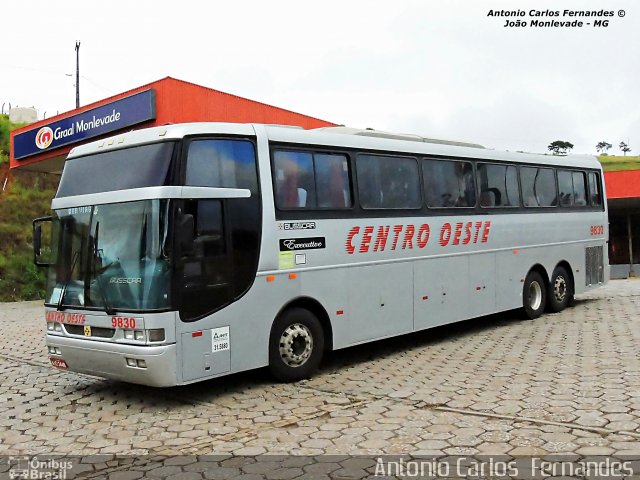 Centro Oeste Turismo 9830 na cidade de João Monlevade, Minas Gerais, Brasil, por Antonio Carlos Fernandes. Número da foto: #2872893.