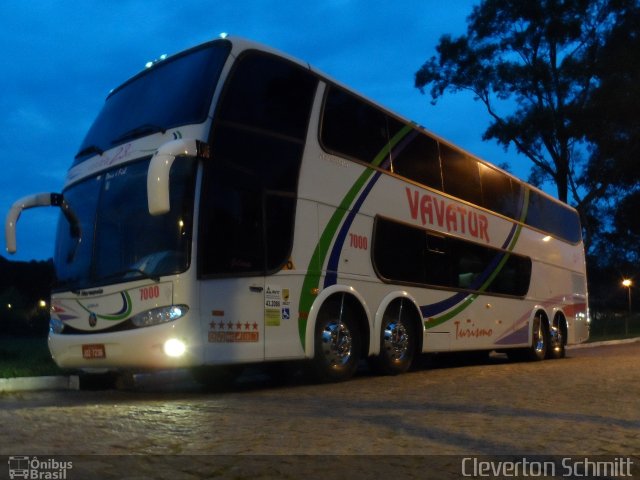 Vavatur Transporte e Turismo 7000 na cidade de Santa Maria, Rio Grande do Sul, Brasil, por Cleverton Schmitt. ID da foto: 2813720.