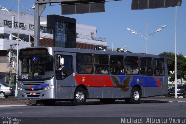 BBTT - Benfica Barueri Transporte e Turismo 5867 na cidade de Barueri, São Paulo, Brasil, por Michael  Alberto Vieira. Número da foto: #2875381.