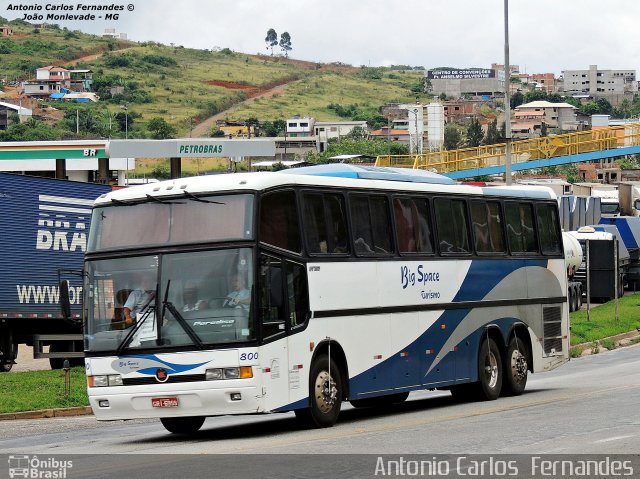 Big Space Turismo 800 na cidade de João Monlevade, Minas Gerais, Brasil, por Antonio Carlos Fernandes. Número da foto: #2874959.