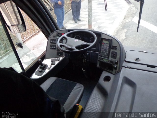 Scania  na cidade de São Paulo, São Paulo, Brasil, por Fernando Santos. Número da foto: #2877915.