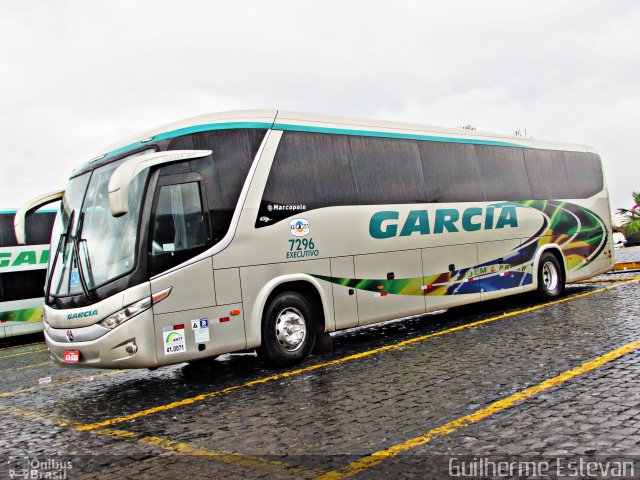 Viação Garcia 7296 na cidade de Londrina, Paraná, Brasil, por Guilherme Estevan. Número da foto: #2816864.