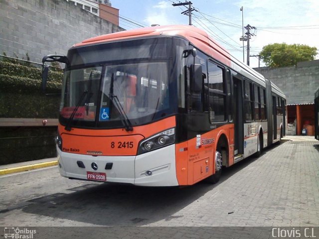 Viação Gato Preto 8 2415 na cidade de São Paulo, São Paulo, Brasil, por Clóvis Francisco Nascimento. ID da foto: 2822541.