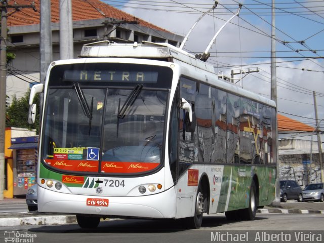 Metra - Sistema Metropolitano de Transporte 7204 na cidade de São Paulo, São Paulo, Brasil, por Michael  Alberto Vieira. ID da foto: 2823164.