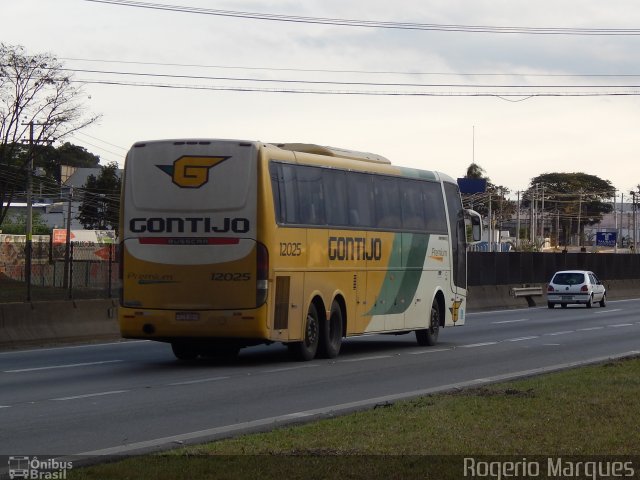 Empresa Gontijo de Transportes 12025 na cidade de Taubaté, São Paulo, Brasil, por Rogerio Marques. ID da foto: 2825109.