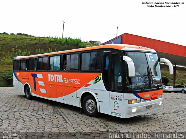 Total Expresso 2014 na cidade de João Monlevade, Minas Gerais, Brasil, por Antonio Carlos Fernandes. Número da foto: #2827343.