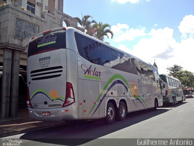 Actur Viagens 2205 na cidade de Araxá, Minas Gerais, Brasil, por Guilherme Antonio. Número da foto: #2879292.