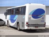 Ônibus Particulares 2500 na cidade de Lajedo, Pernambuco, Brasil, por Rennato Silva. Número da foto: #:id.