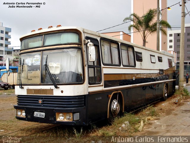 Motorhomes 2696 na cidade de João Monlevade, Minas Gerais, Brasil, por Antonio Carlos Fernandes. ID da foto: 2909511.