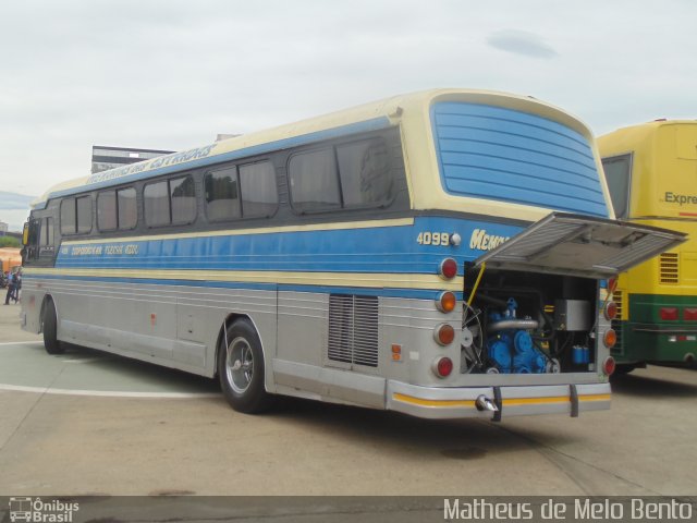 Ônibus Particulares 4099 na cidade de São Paulo, São Paulo, Brasil, por Matheus de Melo Bento. Número da foto: #2909452.