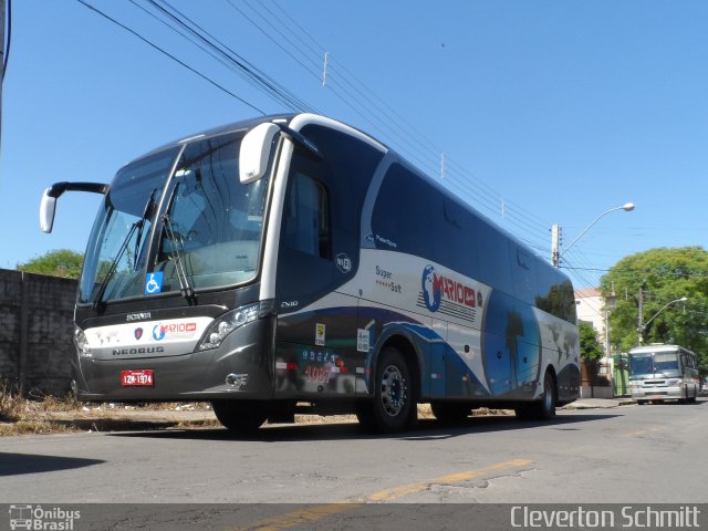 Mariotur Transporte e Turismo Ltda. 1087 na cidade de Santa Maria, Rio Grande do Sul, Brasil, por Cleverton Schmitt. ID da foto: 2911232.