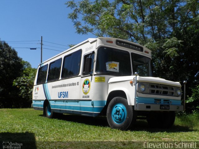 AVASM - Associação de Veículos Antigos de Santa Maria 7703 na cidade de Santa Maria, Rio Grande do Sul, Brasil, por Cleverton Schmitt. Número da foto: #2913231.