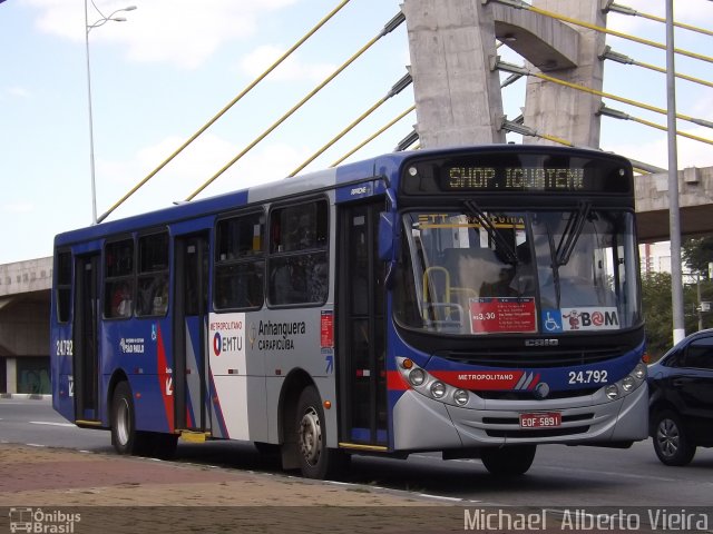 Empresa de Transportes e Turismo Carapicuiba 24.792 na cidade de Barueri, São Paulo, Brasil, por Michael  Alberto Vieira. Número da foto: #2919943.