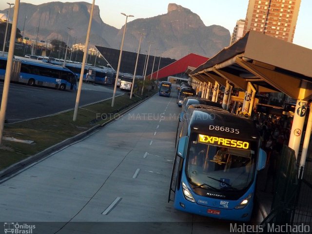 Terminais Rodoviários e Urbanos TERMINAL ALVORADA (RIO DE JANEIRO RJ) na cidade de Rio de Janeiro, Rio de Janeiro, Brasil, por Mateus Machado. Número da foto: #2920343.