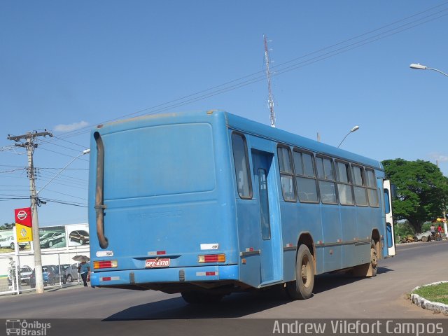 Ônibus Particulares GPZ4370 na cidade de Pirapora, Minas Gerais, Brasil, por Andrew Campos. ID da foto: 2923230.