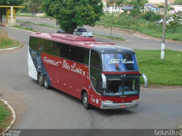 Expresso São Luiz 7140 na cidade de Anápolis, Goiás, Brasil, por Silas Gouvea. Número da foto: #2921702.