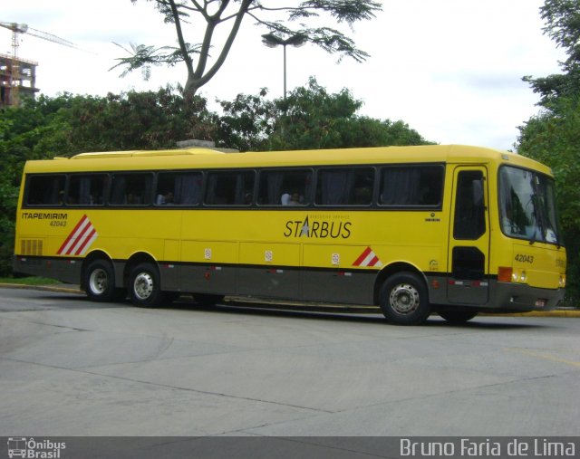 Viação Itapemirim 42043 na cidade de São Paulo, São Paulo, Brasil, por Bruno Faria de Lima. ID da foto: 2881926.