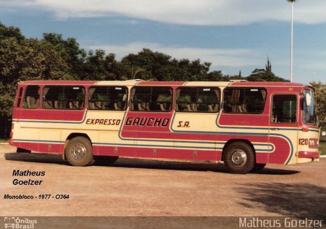Expresso Gaucho 120 na cidade de Santa Cruz do Sul, Rio Grande do Sul, Brasil, por Matheus Goelzer. Número da foto: #2882364.