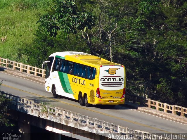 Empresa Gontijo de Transportes 18615 na cidade de João Monlevade, Minas Gerais, Brasil, por Alexandre  Teixeira Valente. ID da foto: 2925920.