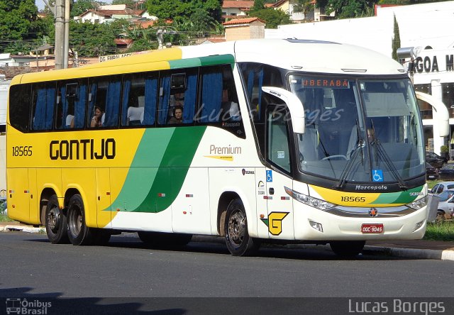 Empresa Gontijo de Transportes 18565 na cidade de Araxá, Minas Gerais, Brasil, por Lucas Borges . Número da foto: #2929595.