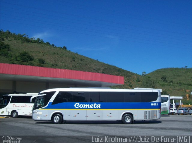 Viação Cometa 10221 na cidade de Juiz de Fora, Minas Gerais, Brasil, por Luiz Krolman. Número da foto: #2932411.