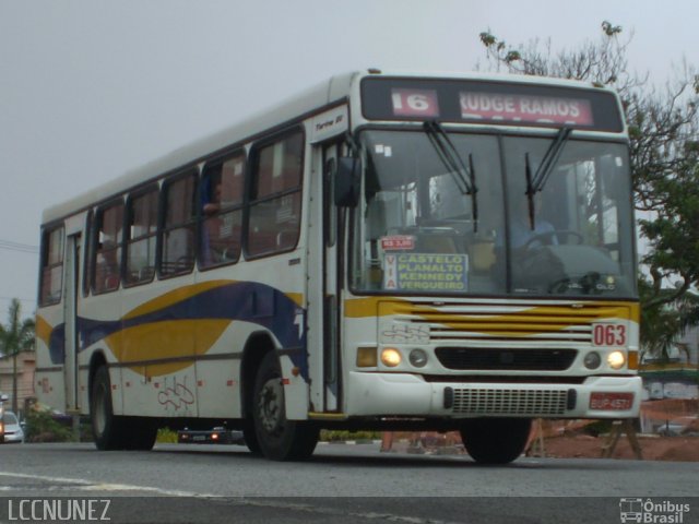 SBC Trans 063 na cidade de São Bernardo do Campo, São Paulo, Brasil, por Luis Nunez. Número da foto: #2935606.