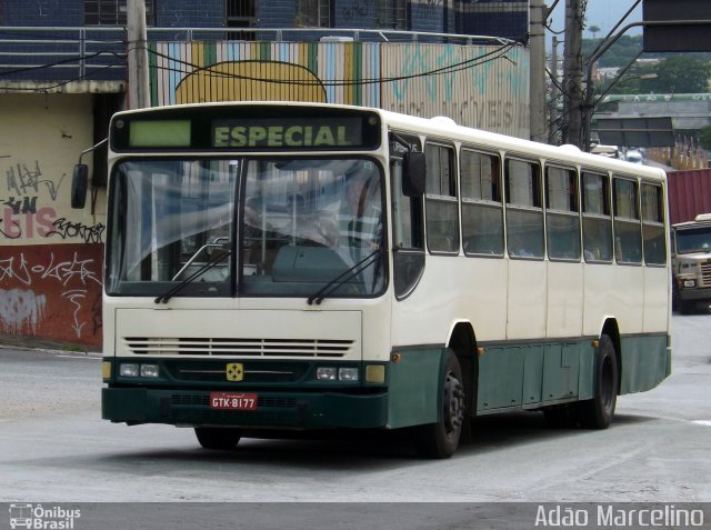 Ônibus Particulares 8177 na cidade de Belo Horizonte, Minas Gerais, Brasil, por Adão Raimundo Marcelino. ID da foto: 2940205.