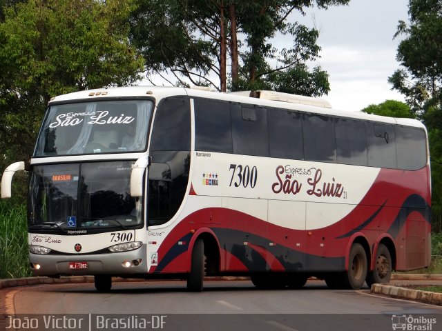 Expresso São Luiz 7300 na cidade de Brasília, Distrito Federal, Brasil, por João Victor. Número da foto: #2938498.