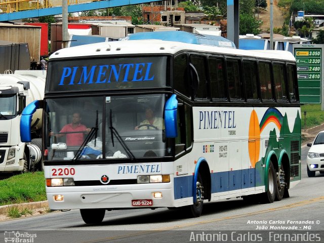 Pimentel Turismo 2200 na cidade de João Monlevade, Minas Gerais, Brasil, por Antonio Carlos Fernandes. ID da foto: 2939199.