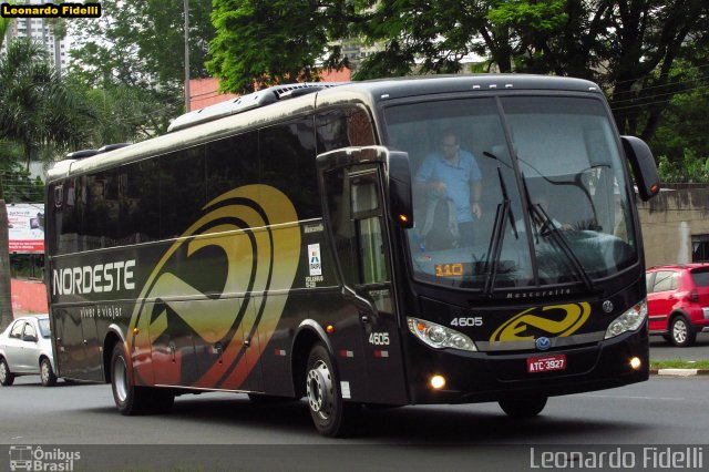 Expresso Nordeste 4605 na cidade de Foz do Iguaçu, Paraná, Brasil, por Leonardo Fidelli. Número da foto: #2941490.