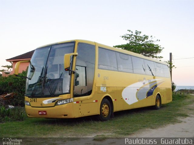 Transportes Coletivos Pérola do Oeste 5741 na cidade de Guaratuba, Paraná, Brasil, por Paulobuss  Guaratuba. Número da foto: #2942213.