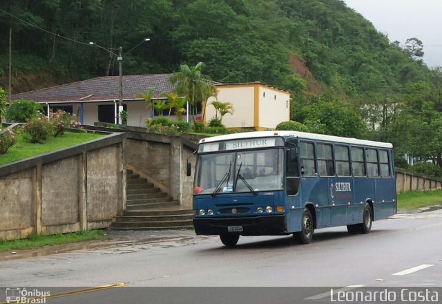 Silthur Construtora Ltda. 8546 na cidade de Teresópolis, Rio de Janeiro, Brasil, por Leonardo Costa. ID da foto: 2944110.