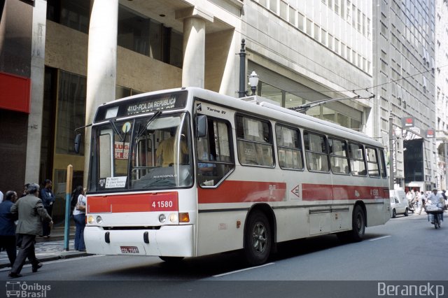 SPBus Transportes Coletivos 4 1580 na cidade de São Paulo, São Paulo, Brasil, por Caio  Takeda. Número da foto: #2945073.
