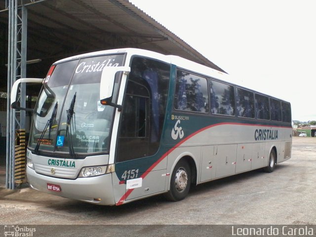 Expresso Cristália 4151 na cidade de Guaxupé, Minas Gerais, Brasil, por Leonardo Carola. Número da foto: #2945461.