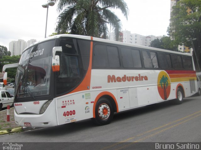 Madureira Turismo e Locadora de Veículos 4000 na cidade de Taboão da Serra, São Paulo, Brasil, por Bruno Santino. Número da foto: #2946504.