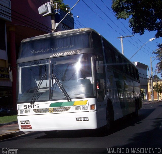 Empresa Gontijo de Transportes 5815 na cidade de Belo Horizonte, Minas Gerais, Brasil, por Maurício Nascimento. Número da foto: #2886138.