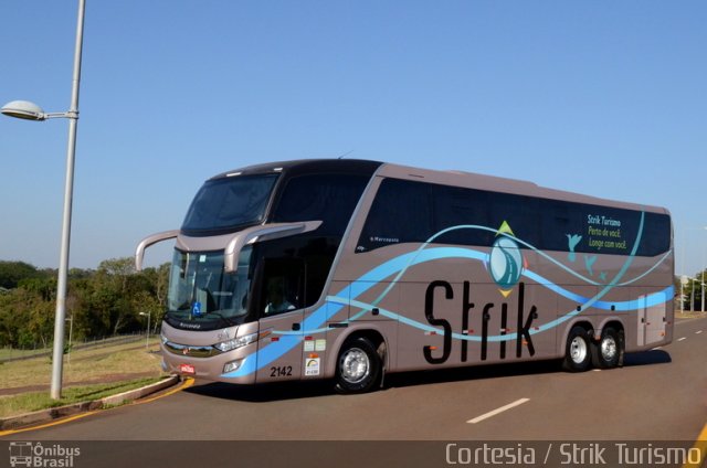 Strik Turismo Fretamento e Excursões 2142 na cidade de Londrina, Paraná, Brasil, por David Arthur. Número da foto: #2886045.
