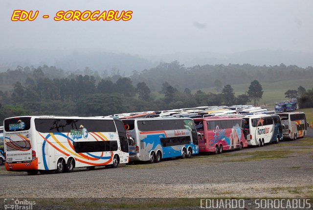 Mundo das Águas Turismo 1200 na cidade de São Paulo, São Paulo, Brasil, por EDUARDO - SOROCABUS. ID da foto: 2885292.