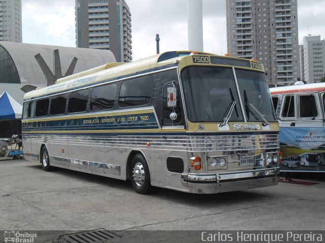 Ônibus Particulares 7500 na cidade de São Paulo, São Paulo, Brasil, por Carlos Henrique Pereira. Número da foto: #2947710.
