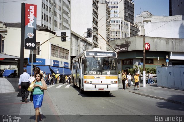 SPBus Transportes Coletivos 4 1515 na cidade de São Paulo, São Paulo, Brasil, por Caio  Takeda. Número da foto: #2947268.