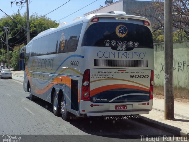 Centauro Turismo 9000 na cidade de Belo Horizonte, Minas Gerais, Brasil, por Thiago  Pacheco. Número da foto: #2888206.