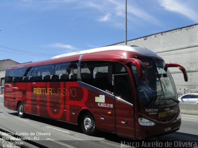 Reitur Turismo 7000 na cidade de Rio de Janeiro, Rio de Janeiro, Brasil, por Marco Aurélio de Oliveira. Número da foto: #2890595.