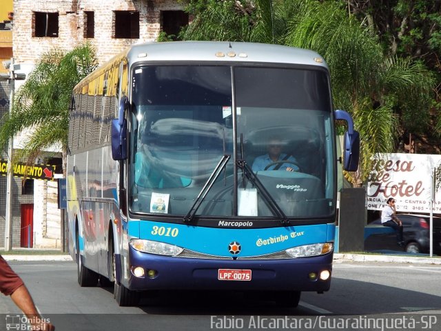 Gordinho Tur 3010 na cidade de Aparecida, São Paulo, Brasil, por Fabio Alcantara. Número da foto: #2890631.