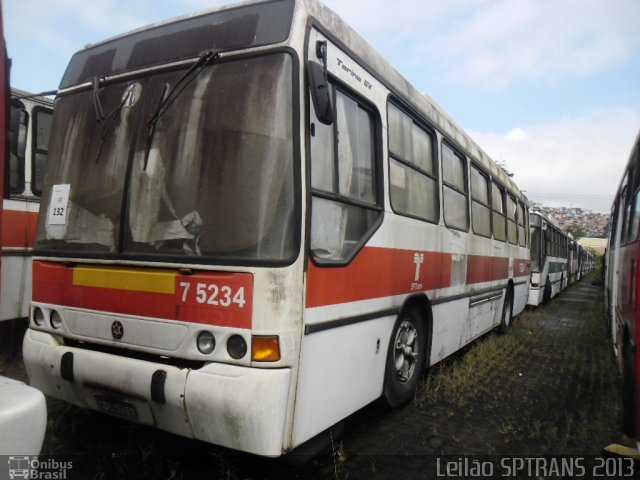 Sucata e Desmanches 7 5234 na cidade de São Paulo, São Paulo, Brasil, por Caio  Takeda. ID da foto: 2890725.