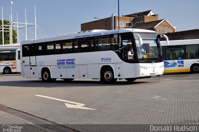 Suffolk County Council  na cidade de Bury St Edmunds, Suffolk, Inglaterra, por Donald Hudson. Número da foto: #2893292.